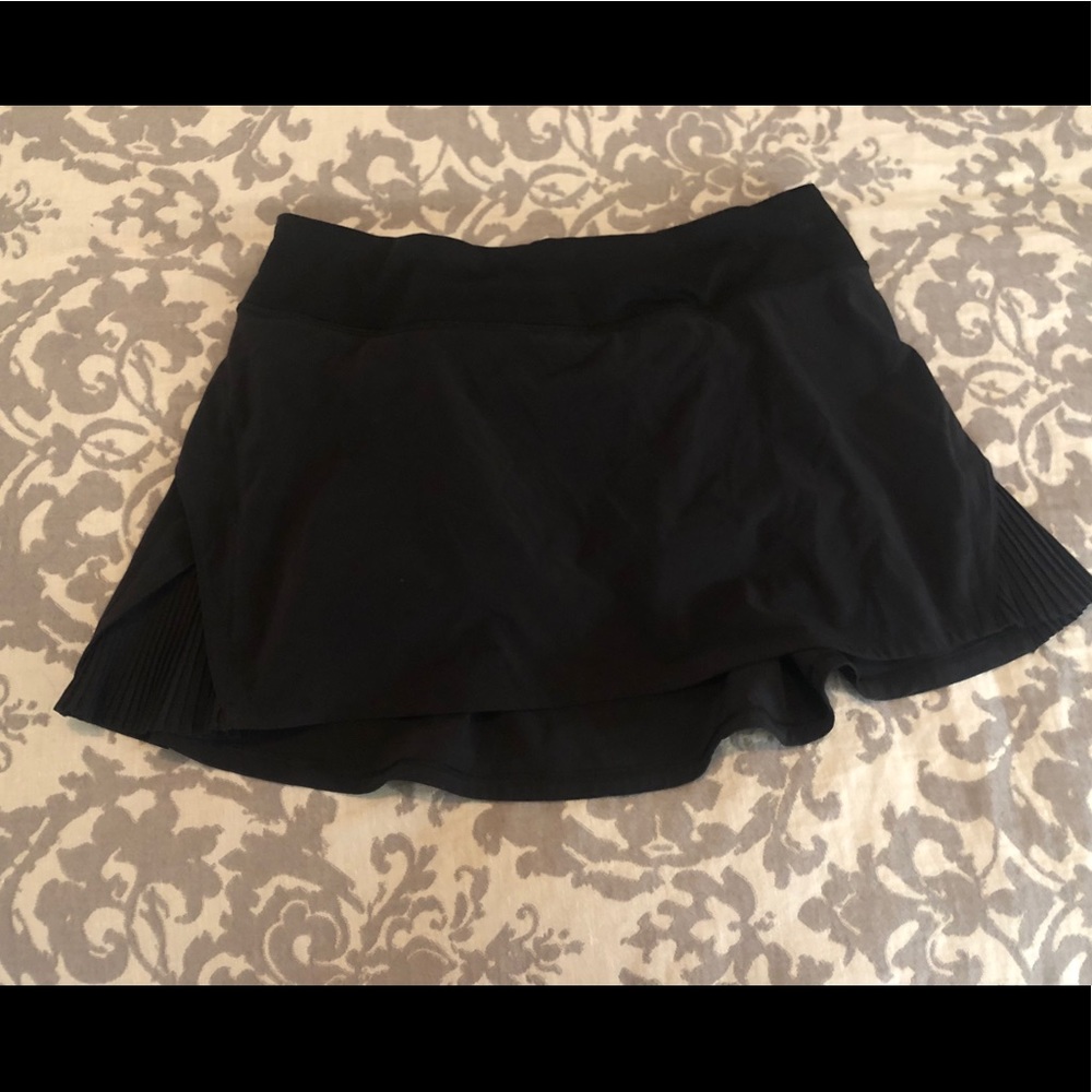 Lululemon Play off the Pleats 13” Skirt